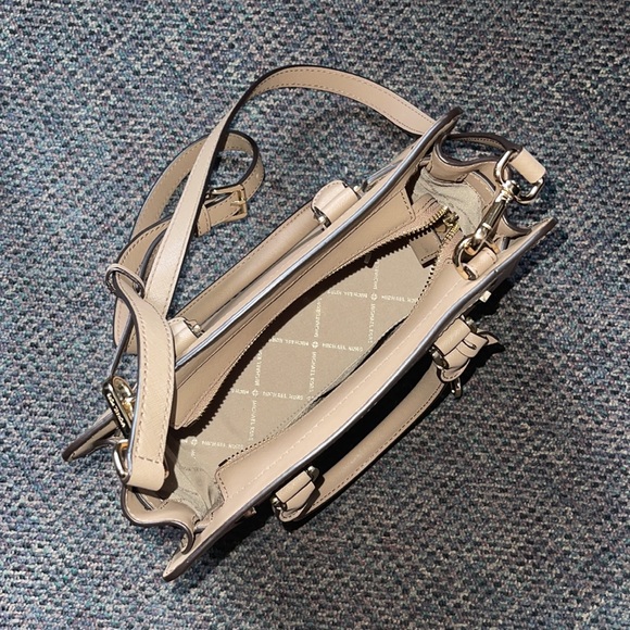 Michael Kors Dillon Satchel (brown) - Picture 4 of 4